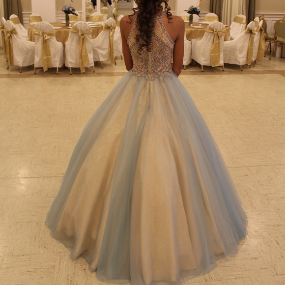 FORMAL/PROM DRESS - Picture 2 of 4